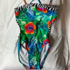 Sz JRs 14/16 limited too monokini swimsuit
